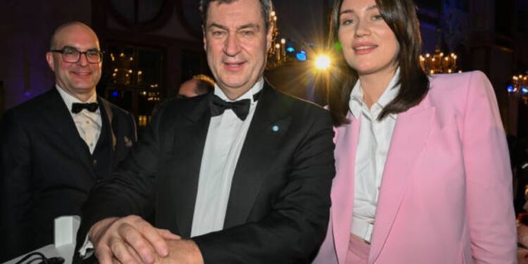 Gloria-Sophie Burkandt